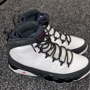 Jordan 9s black and white Worn a few times still in good Condition